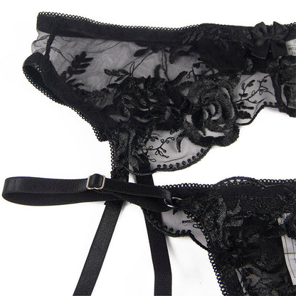 SUBBLIME - SUTIÃ + CALCINHA COM CINTO-LIGA DESIGN FLORAL PRETO